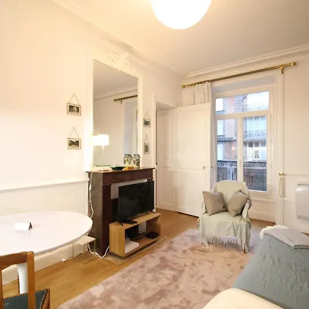 Mont-dore Centre: Bel T2 Au Pied Des Thermes Avec Wifi - Fr-1-608-241