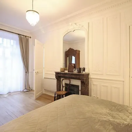 Appartement Mont-dore Centre: Bel T2 Au Pied Des Thermes Avec Wifi