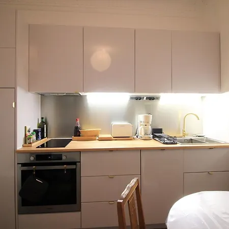 Appartement Mont-dore Centre: Bel T2 Au Pied Des Thermes Avec Wifi *