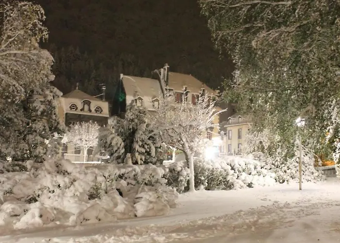 Mont-dore Centre: Bel T2 Au Pied Des Thermes Avec Wifi - Fr-1-608-241 * Le Mont-Dore