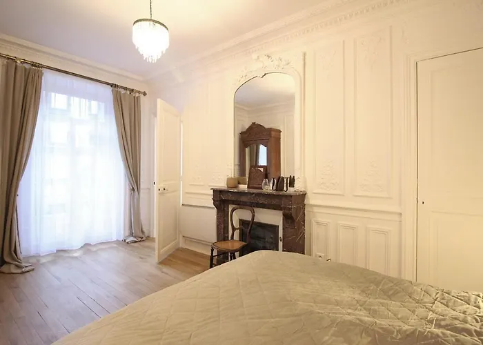 Apartment Mont-dore Centre: Bel T2 Au Pied Des Thermes Avec Wifi - Fr-1-608-241